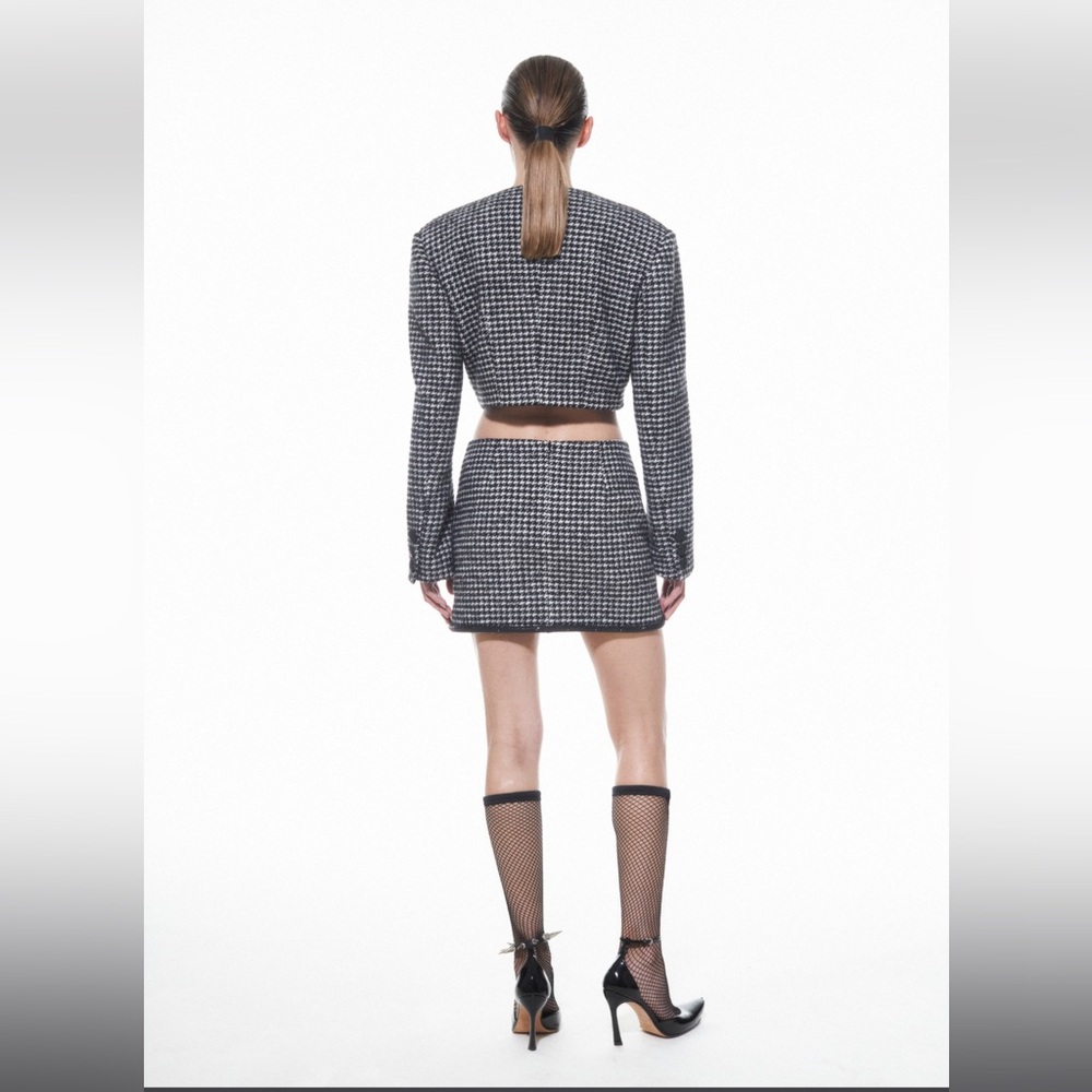 HOUNDSTOOTH CROPPED BLAZER and SKIRT - Picture 5 of 16